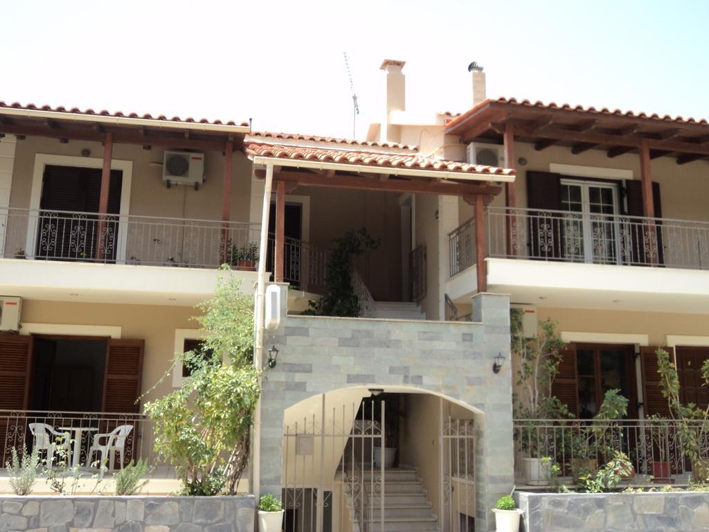 Erminia Studios Mousata Exterior photo