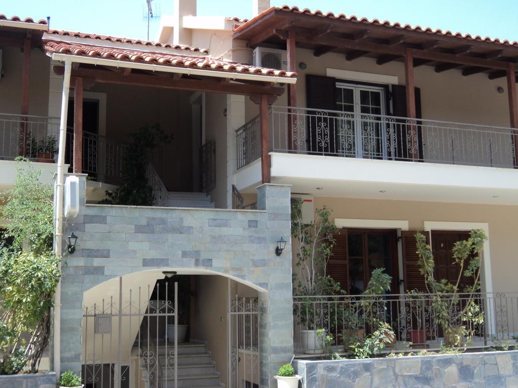 Erminia Studios Mousata Exterior photo