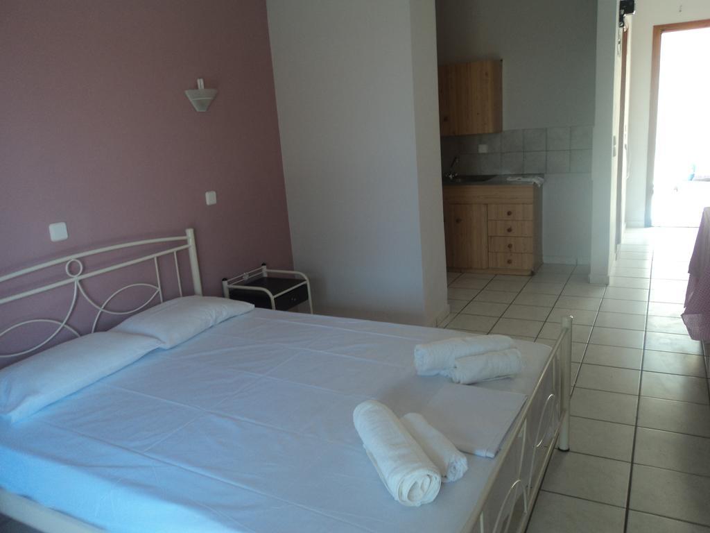 Erminia Studios Mousata Room photo